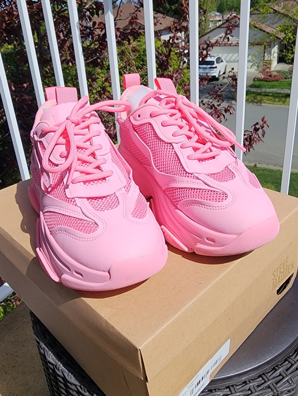 Steve Madden Possession Shoe - Hot Pink - Sz 8 Like New